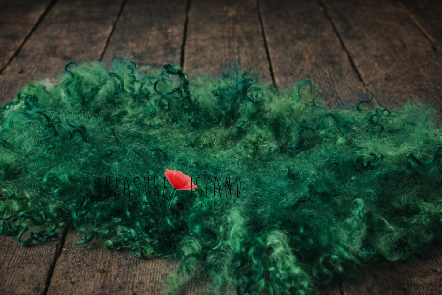 Handmade EMMERALD Natural CURLY wool blanket - photo props