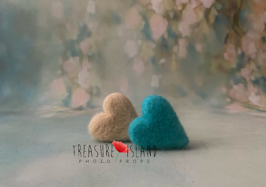 Felted Hearts โ XS & S (39 Colors) โ Handcrafted Wool for Newborn & Sitter Photography
