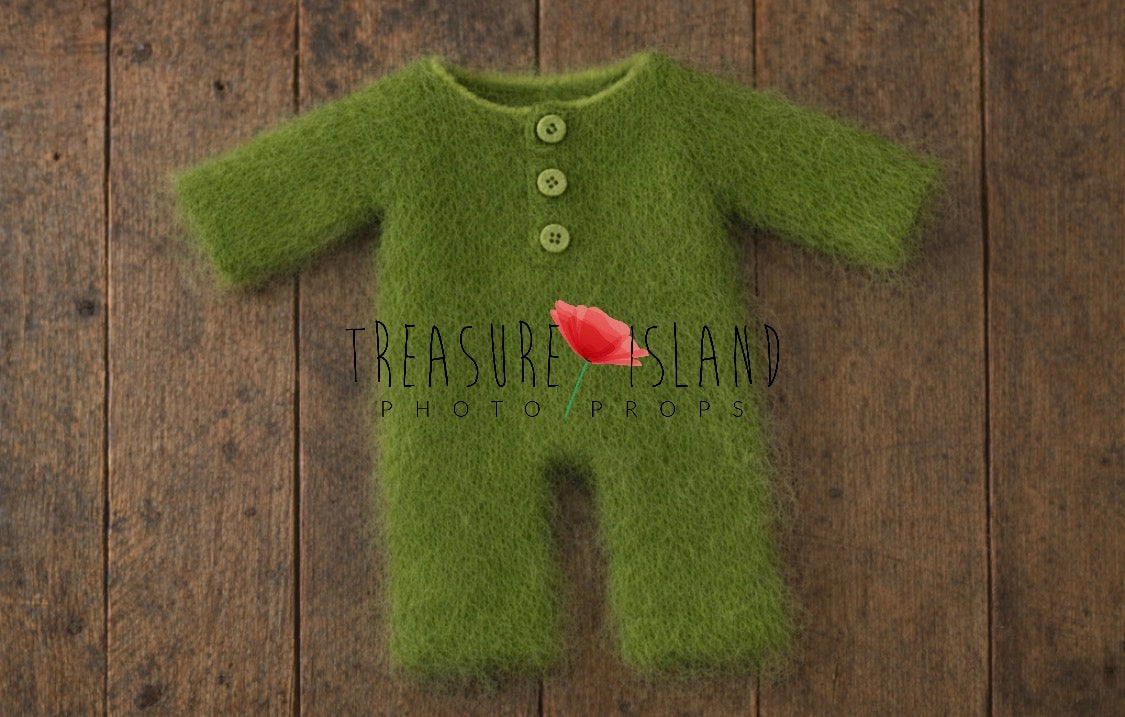 Hand-Knitted Romper – Avocado | Cozy Baby Outfit