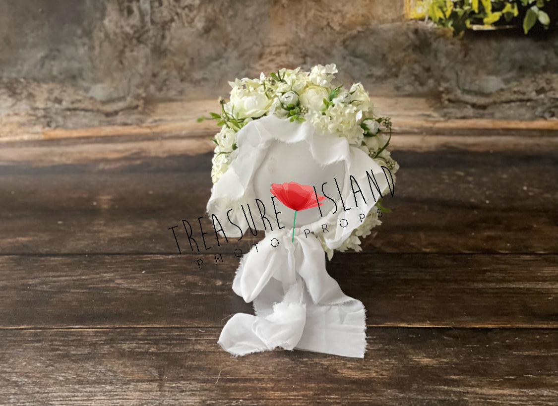 Limited edition FLOWER BONNET FLORAL BONNET in white