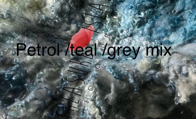 カーリー織りブランケット