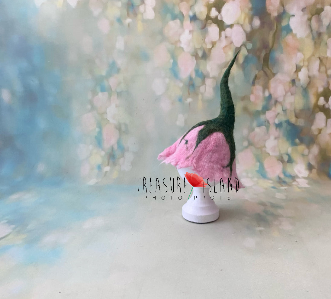 FLOWER HAT Felting hat