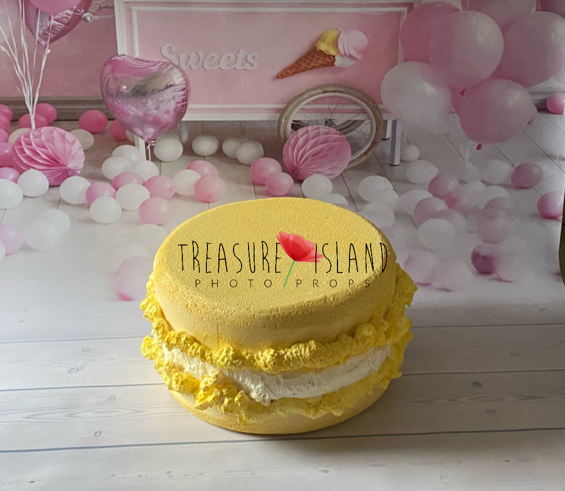 Styrofoam Giant Macarons โ Cake Smash Props