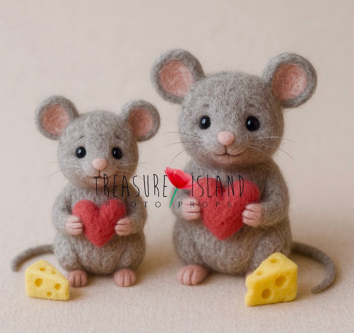 Hand-Felted Gray Mouse Set with Flower & cheese – Newborn & Sitter Photography Props
