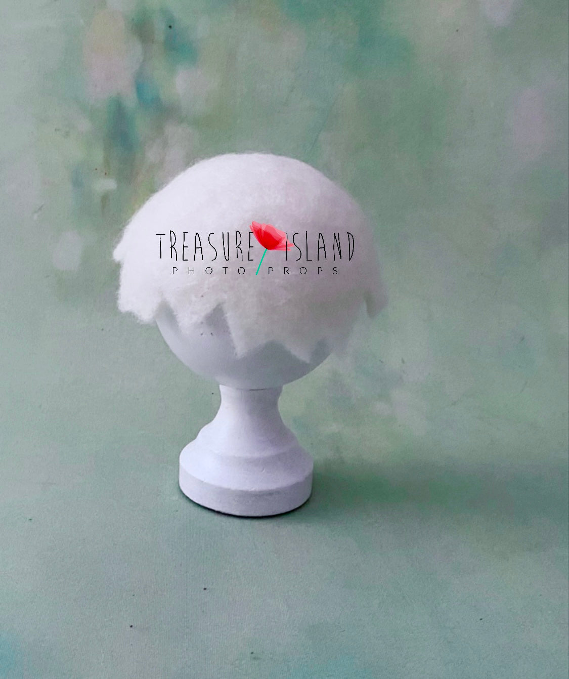Felted eggshell bonnet for newborn photography styling