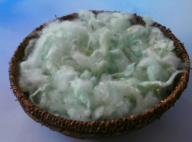 Fluffy Stuffers – Soft Wool Filler for Newborn & Sitter Props