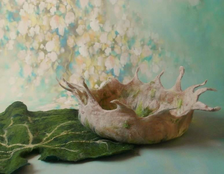 FELTED FLOWER BOWL beige