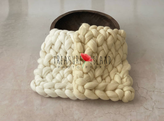 Knitted Blankets – Handmade Chunky Baby Blankets - Photo Props