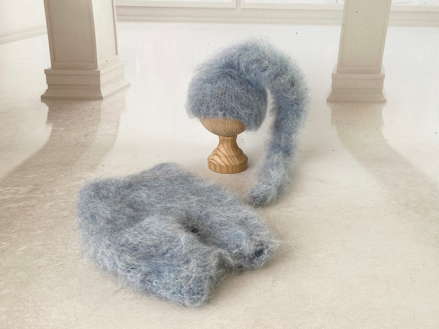 Extra Fluffy Knitted Set – Long Pixie Hat & Pants – NB Size