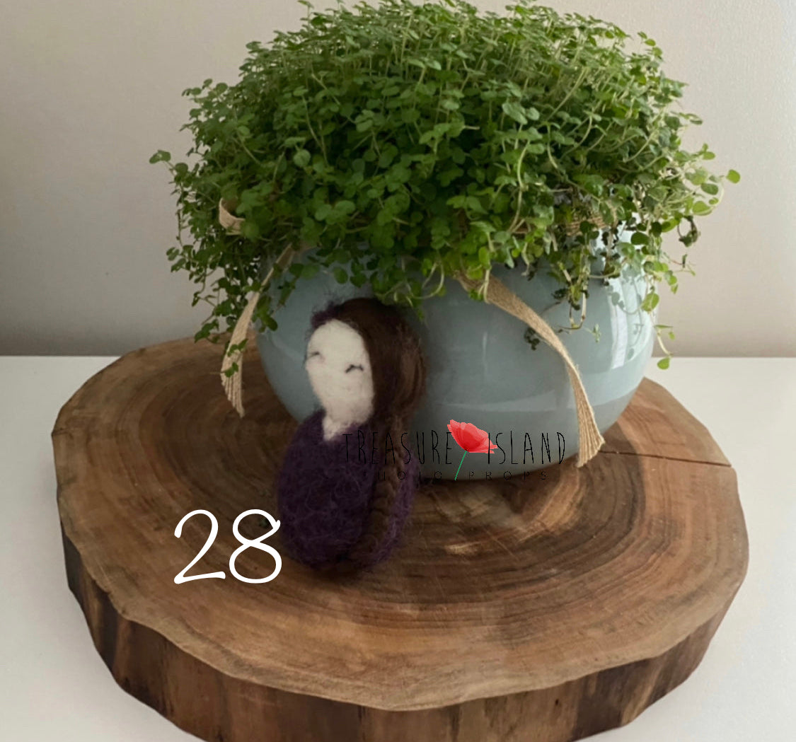 かわいい毛糸人形 針人形