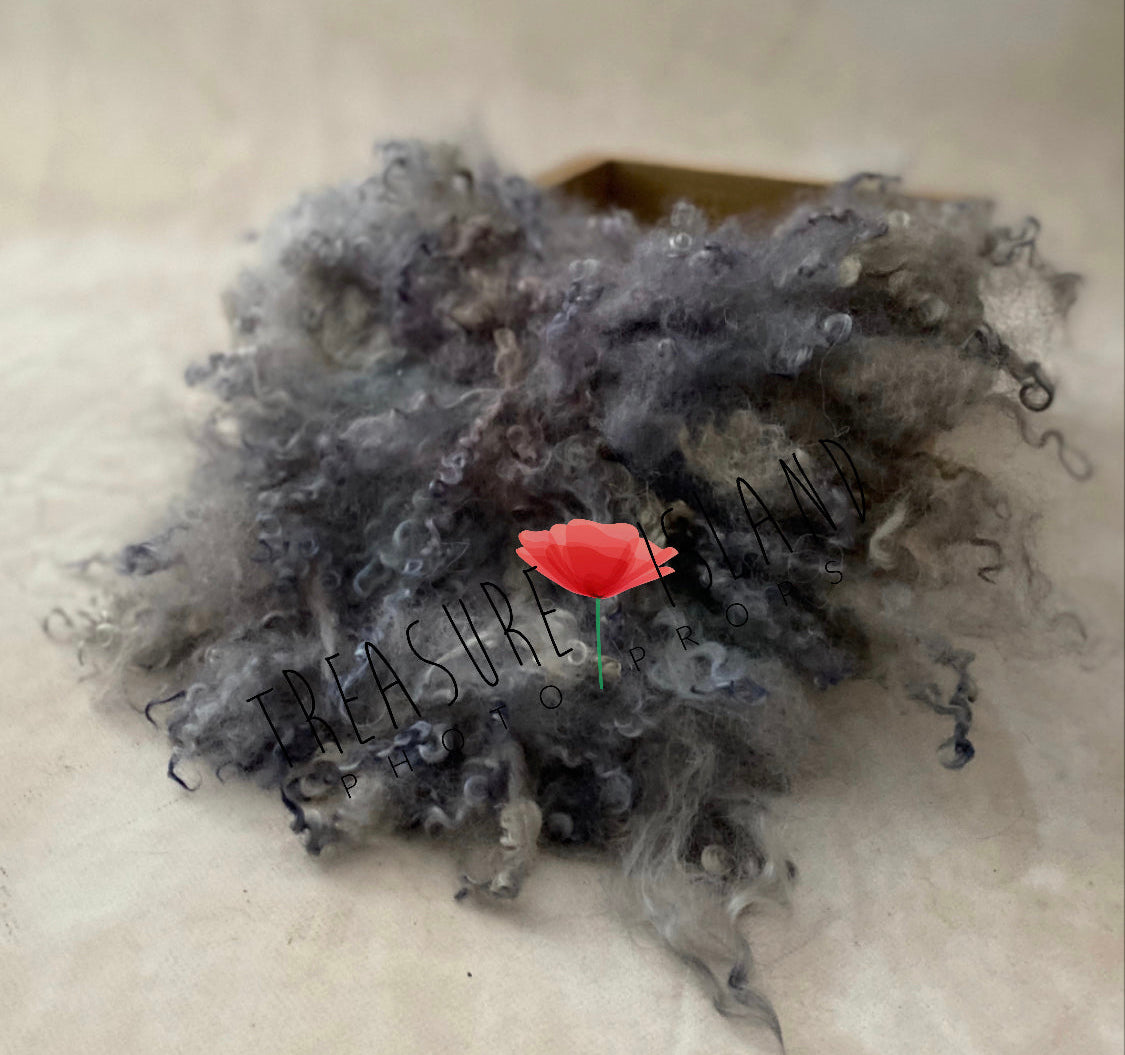 Curly Blanket – Graphite | Grey | Soft Wool Newborn & Sitter Photo Prop