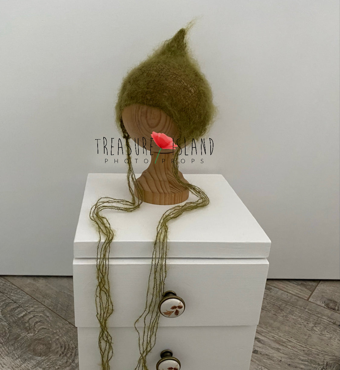 NB Pixie Hat - 58 colours - Photo Props