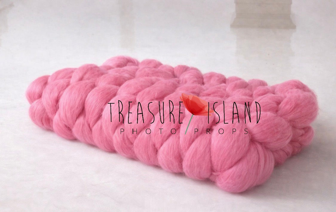 LUXURY Marshmallow Merino Blanket – PRINCESS Collection | Handmade Newborn Photography Prop