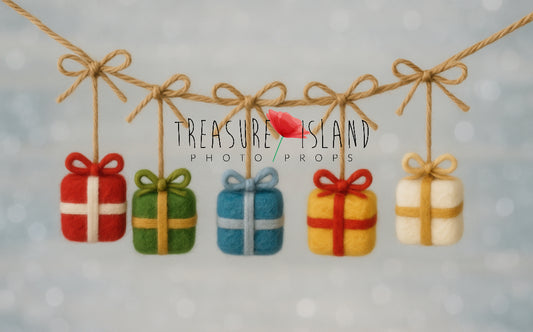 Felted Christmas Gift Garland | Handmade Winter Garland
