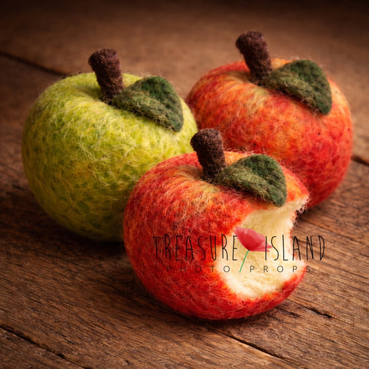 Felted Apple – Handmade Newborn Photography Props