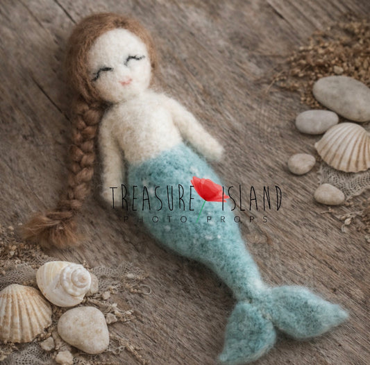 Mini Felted Mermaid Neriel – Sea Whisper | Handmade Newborn & Sitter Photography Prop