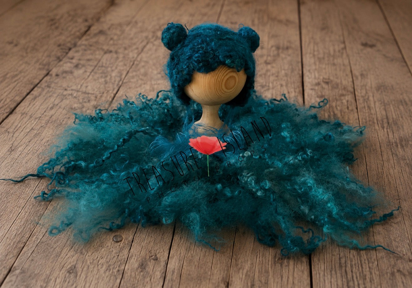 Hand-Felted Curly Wool Set - Curly Blanket & Bonnet with Pom Poms - Newborn Photography
