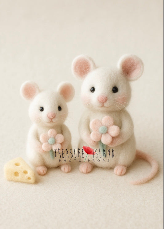 Hand-Felted White Mouse Set with Flower & cheese – Newborn & Sitter Photography Props