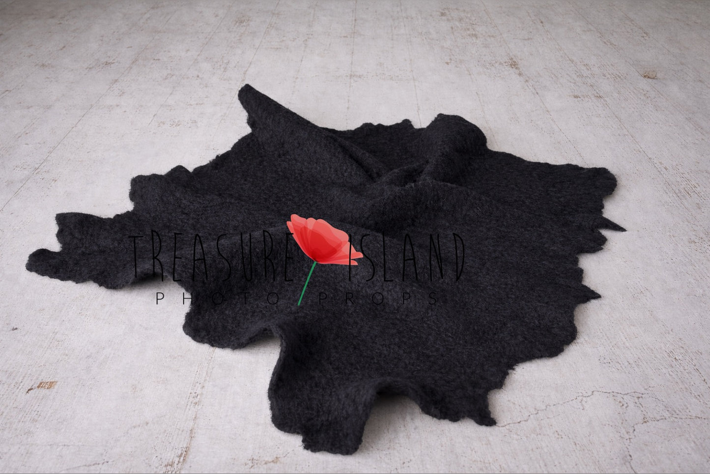 Hand-Felted wool blanket - organic in black colour - photo props - safari theme 
