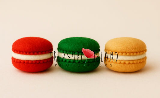 GINGER CLASSIC TRIO – Felted Christmas Macarons Collection