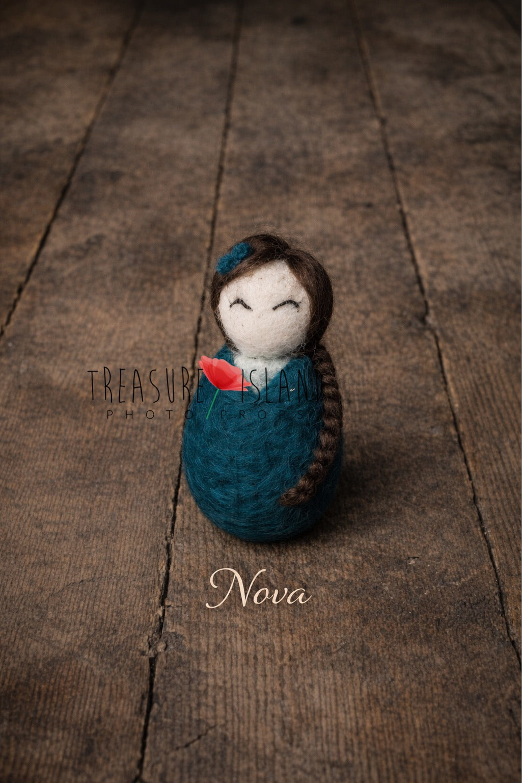 Heirloom Baby Doll Collection – Hand-Felted Swaddled Mini Dolls for Newborn Photography