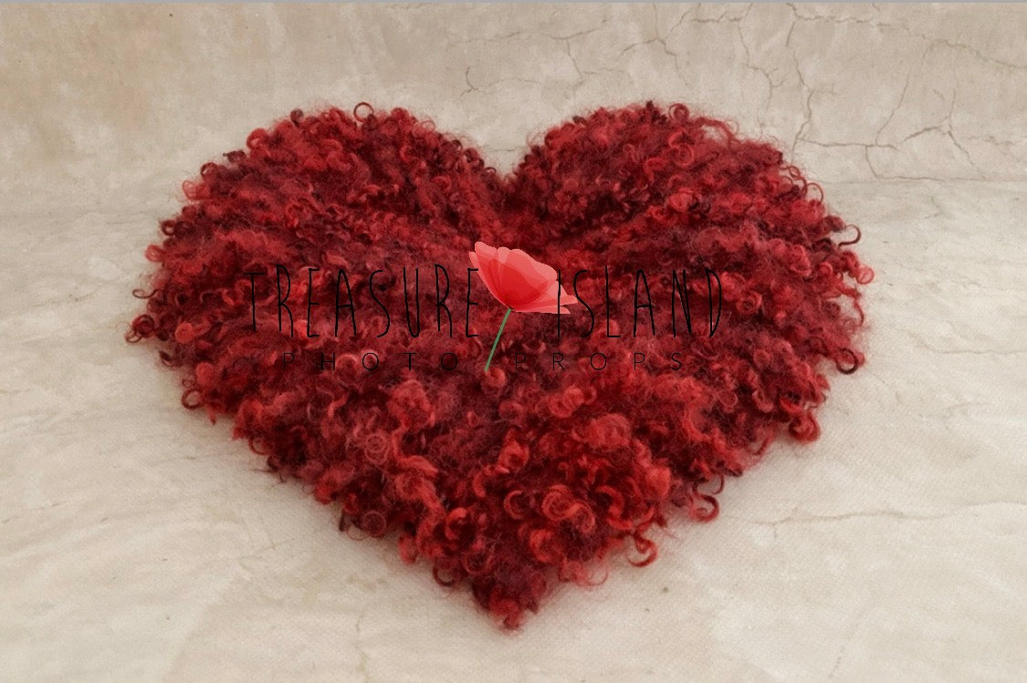 Luxury Felted Heart Blanket – Valentine Newborn Photography Prop
