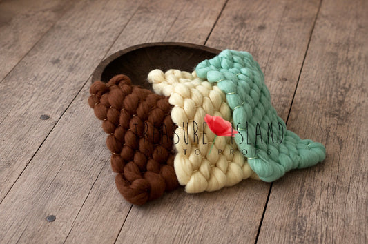 Fluffy Marshmallow wool photography blankets in chocolate, cream and mint shades