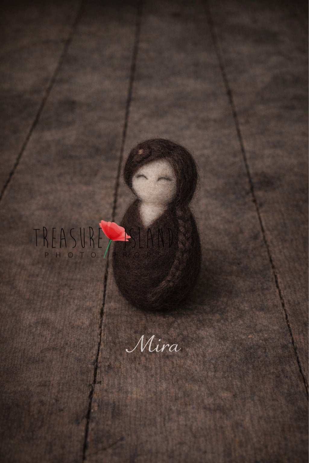 Heirloom Baby Doll Collection – Hand-Felted Swaddled Mini Dolls for Newborn Photography