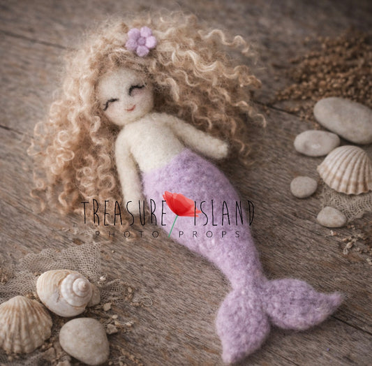 Mini Felted Mermaid Lunelle – Lavender Pearl | Handmade Newborn & Sitter Photography Prop