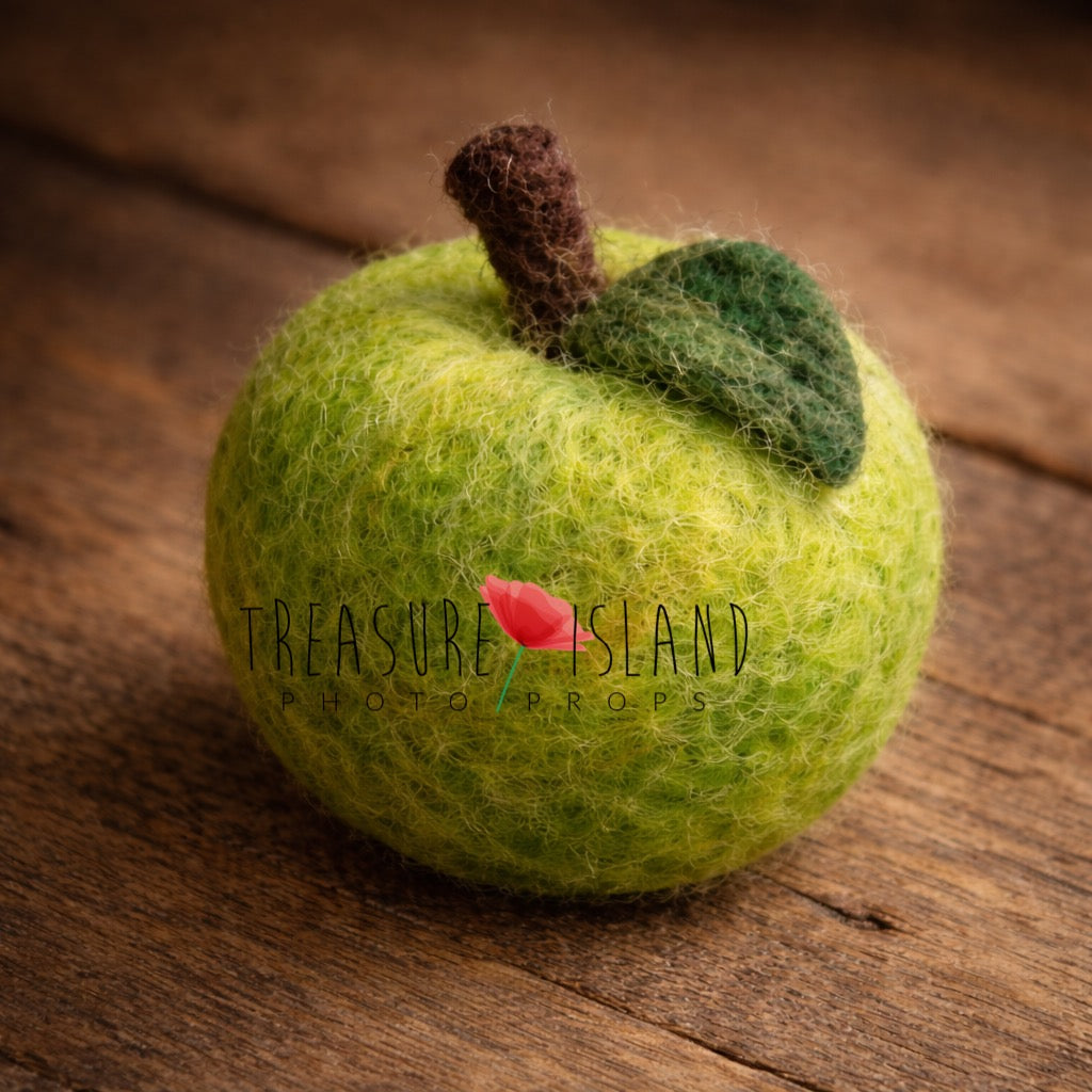 Felted Apple – Handmade Newborn Photography Props