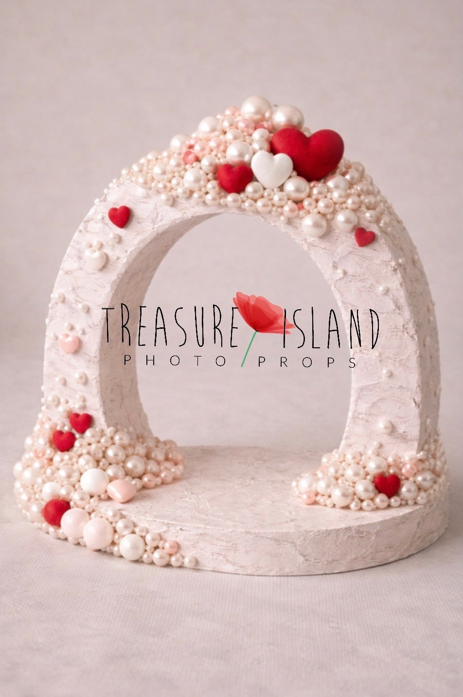 Pearl Love Arch – Luxury Premium Photography Prop with Pearls & Felted Hearts
