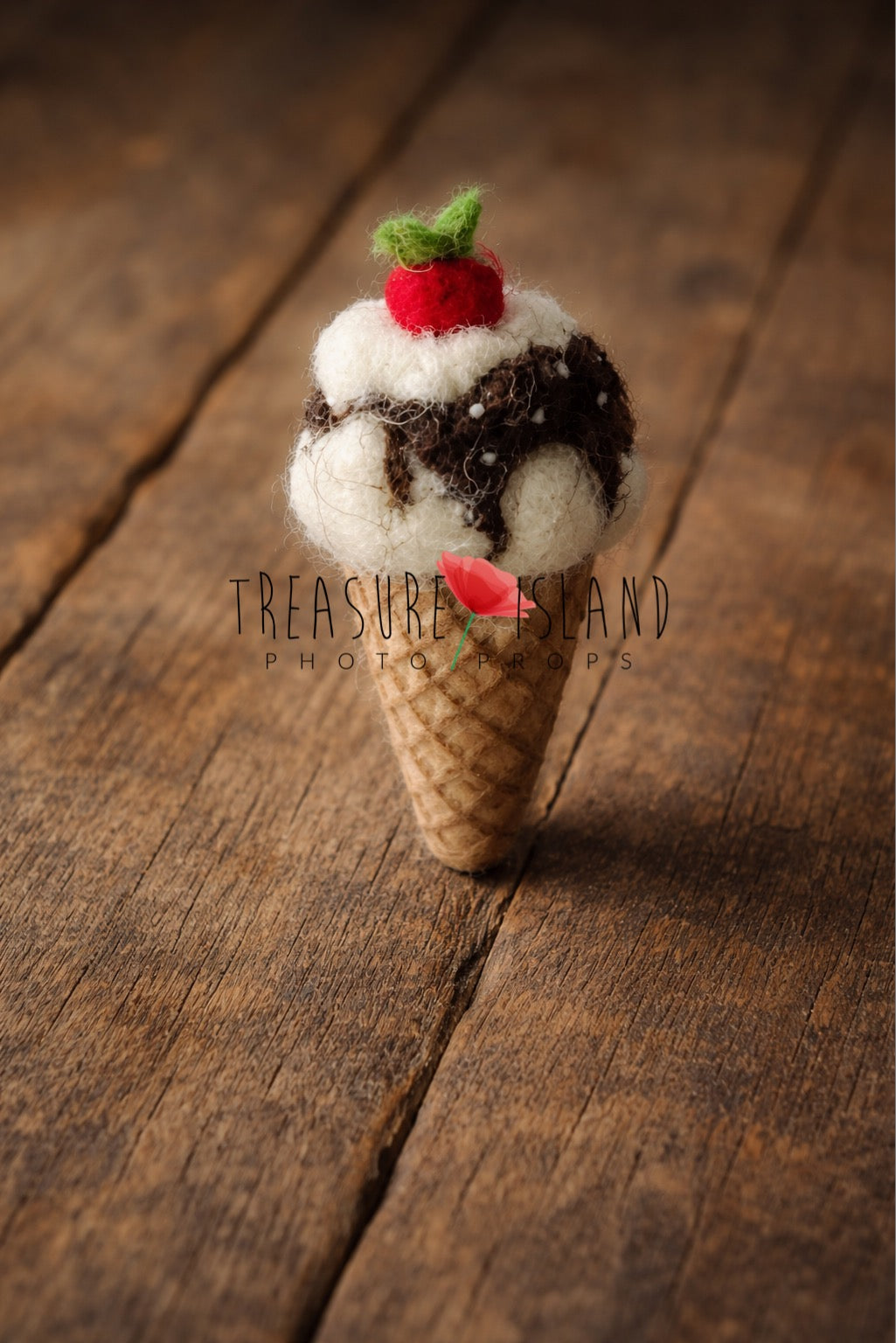Milky Swirl Cone – Hand-Felted Ice Cream Photography Prop