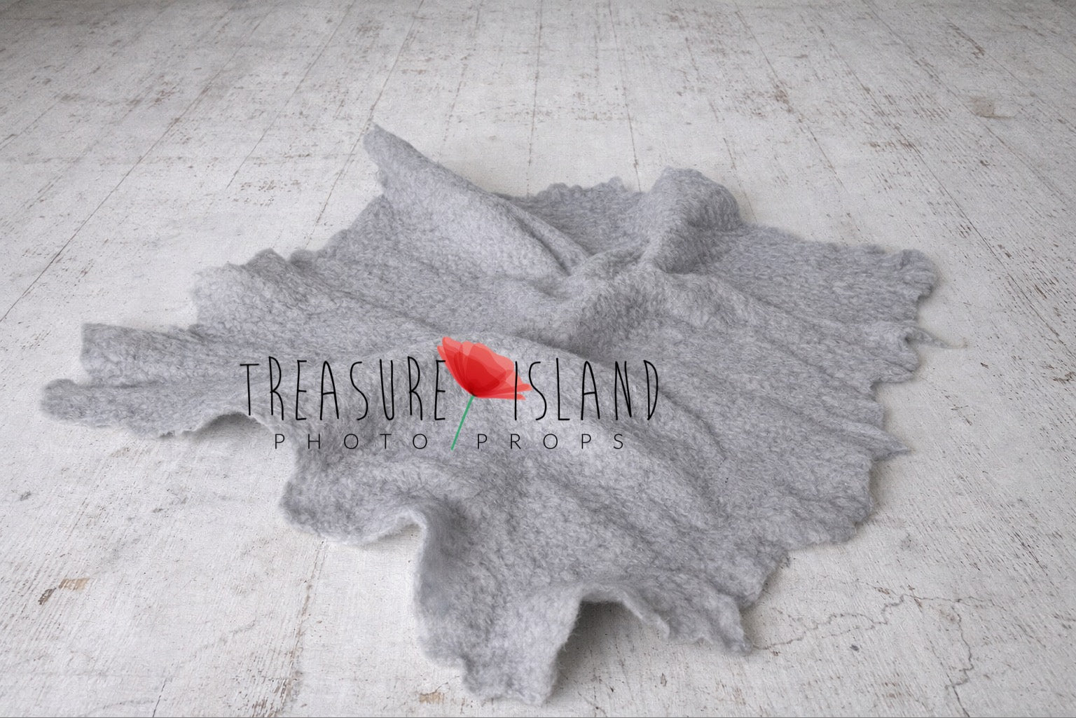 Hand-Felted wool blanket - organic in light grey colour - photo props - safari theme 