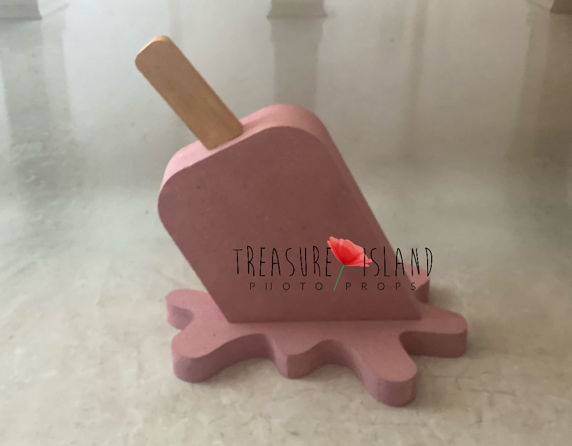 Melting Styrofoam Giant Ice Cream – CAKE SMASH prop