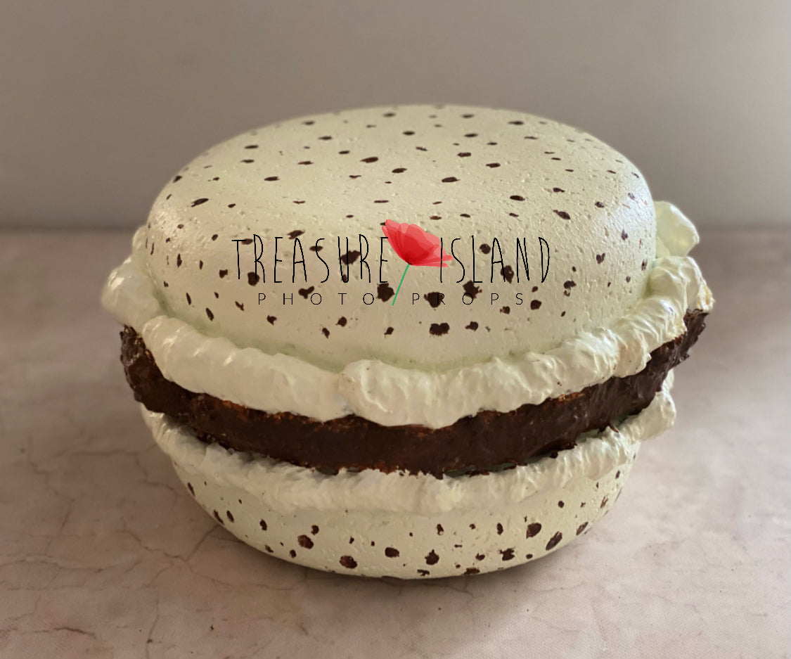 Giant straiatella styrofoam macaron prop for Cake Smash photography