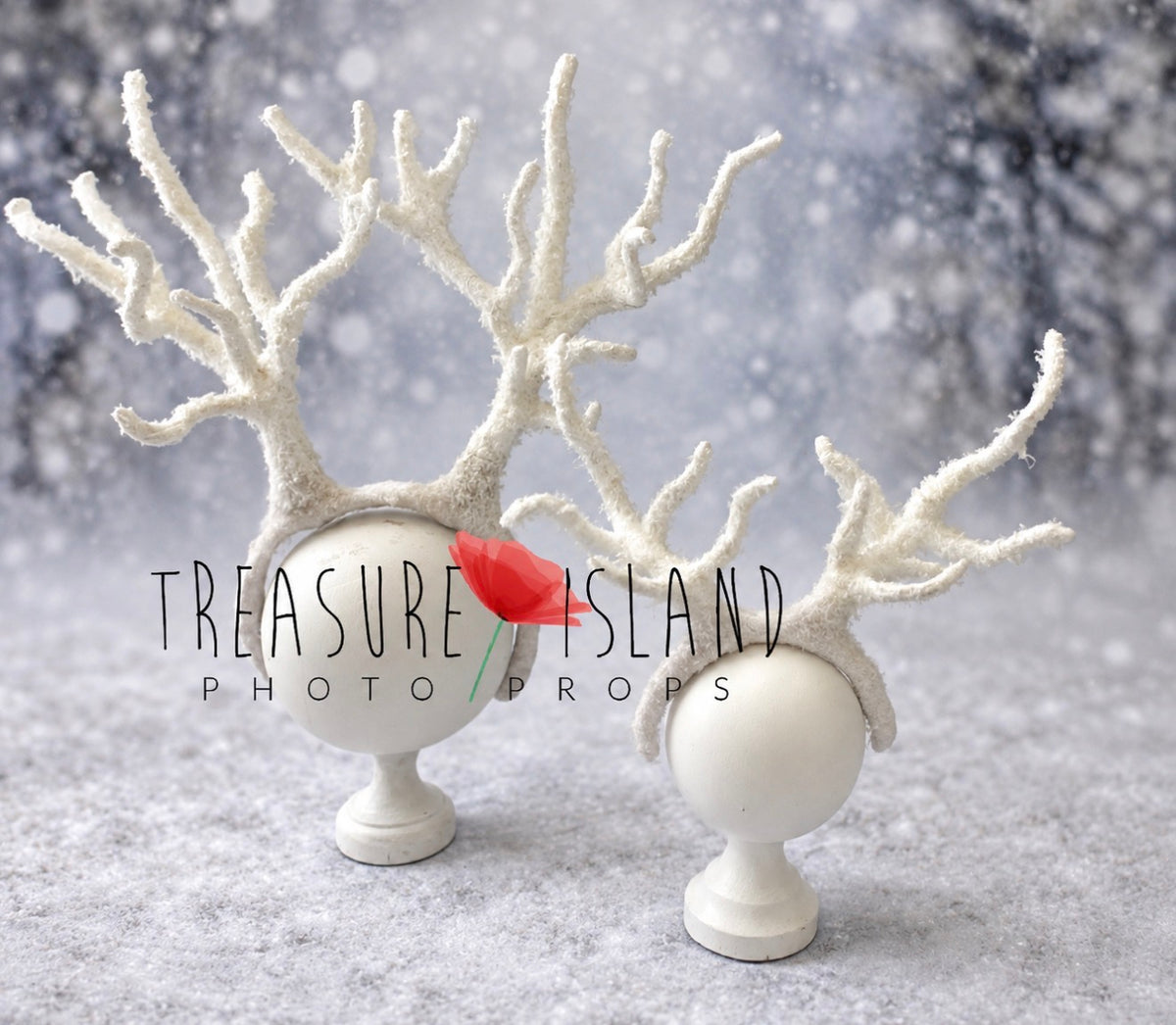 Handmade snowy reindeer antlers headbands in different sizes for photography sessions