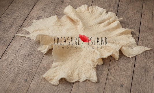 Pudding cream hand-felted irregular wool blanket with organic edges for newborn photography