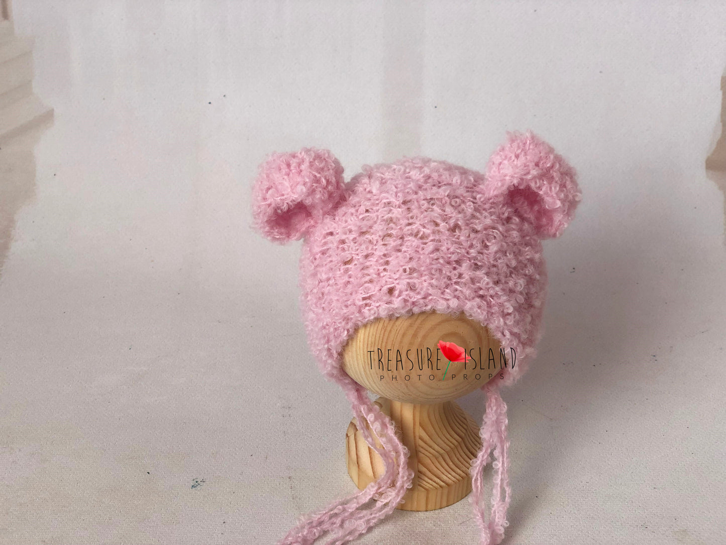 KNITTED BOUCKLE BEAR BONNET