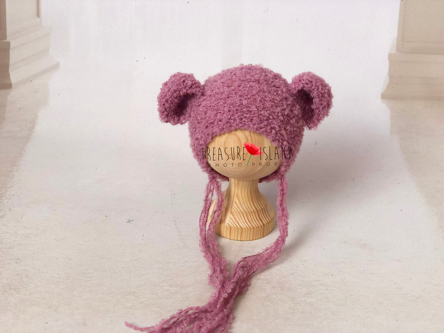 KNITTED BOUCKLE BEAR BONNET