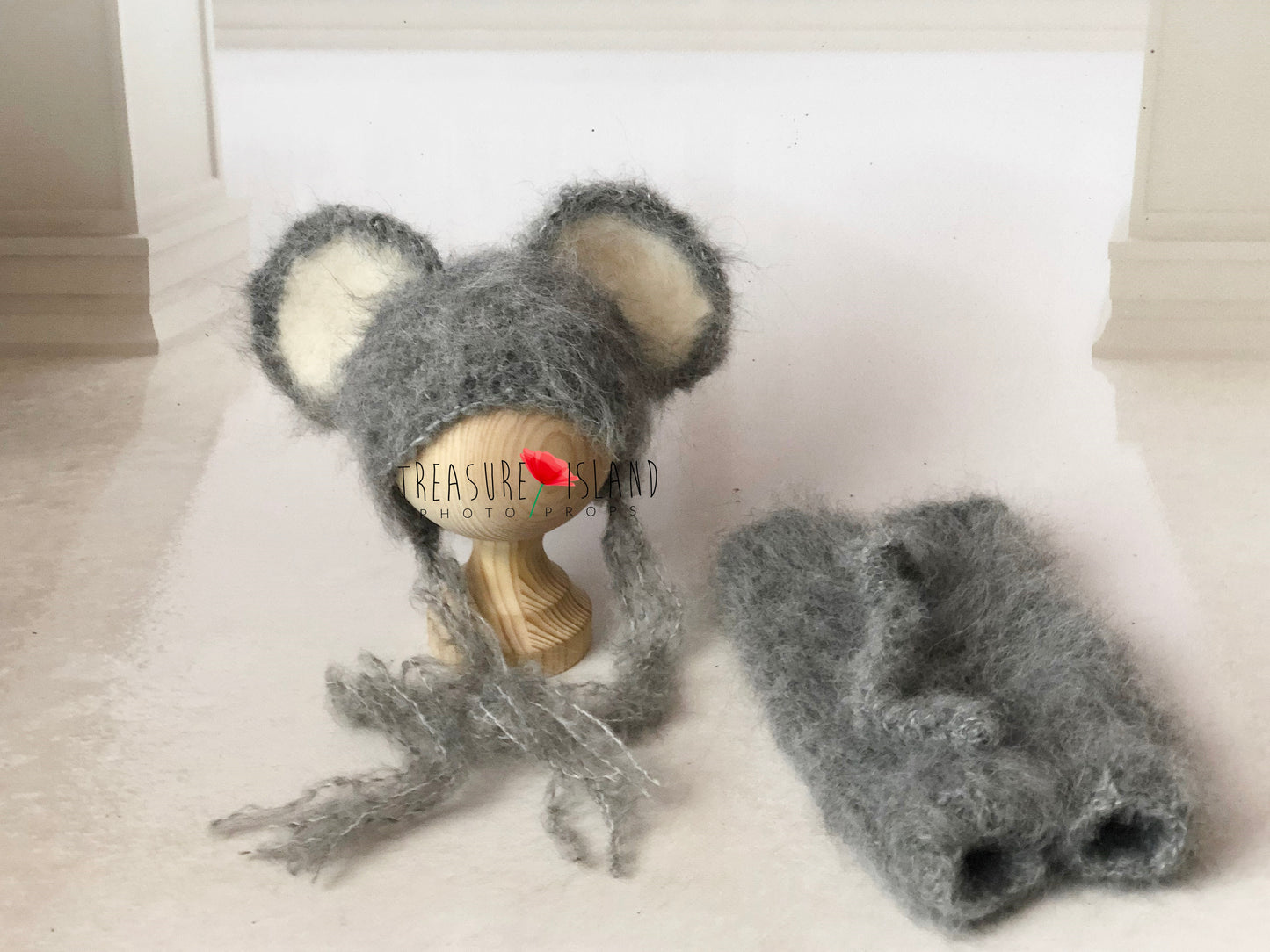 KNITTED MOUSE OUTFIT - very fluff wool felt animals felt animal NEEDLE animal NEEDLE animals