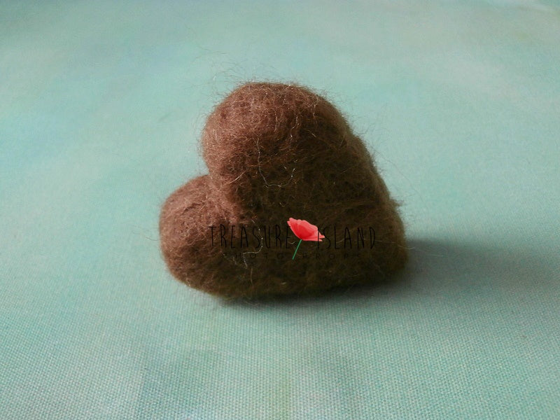 FELTED HEART - classic woolen