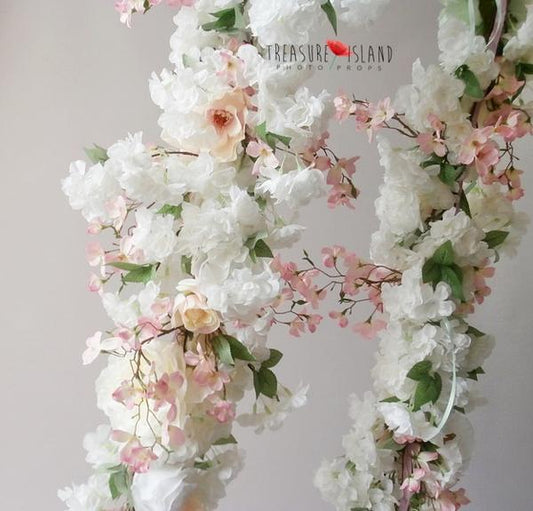 FLOWER GARLAND MODEL 5 - SEASONAL PROPS