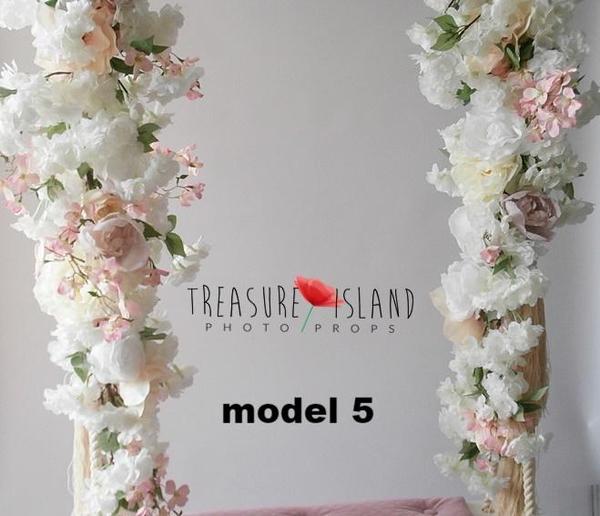 FLOWER GARLAND MODEL 5 - SEASONAL PROPS