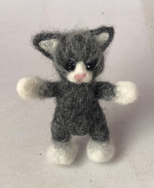 Felted CAT model 2 felt animals felt animal NEEDLE animal NEEDLE animals