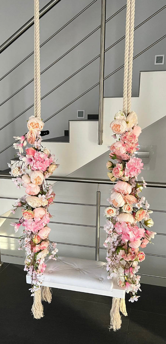 FLOWER GARLAND in white&peach