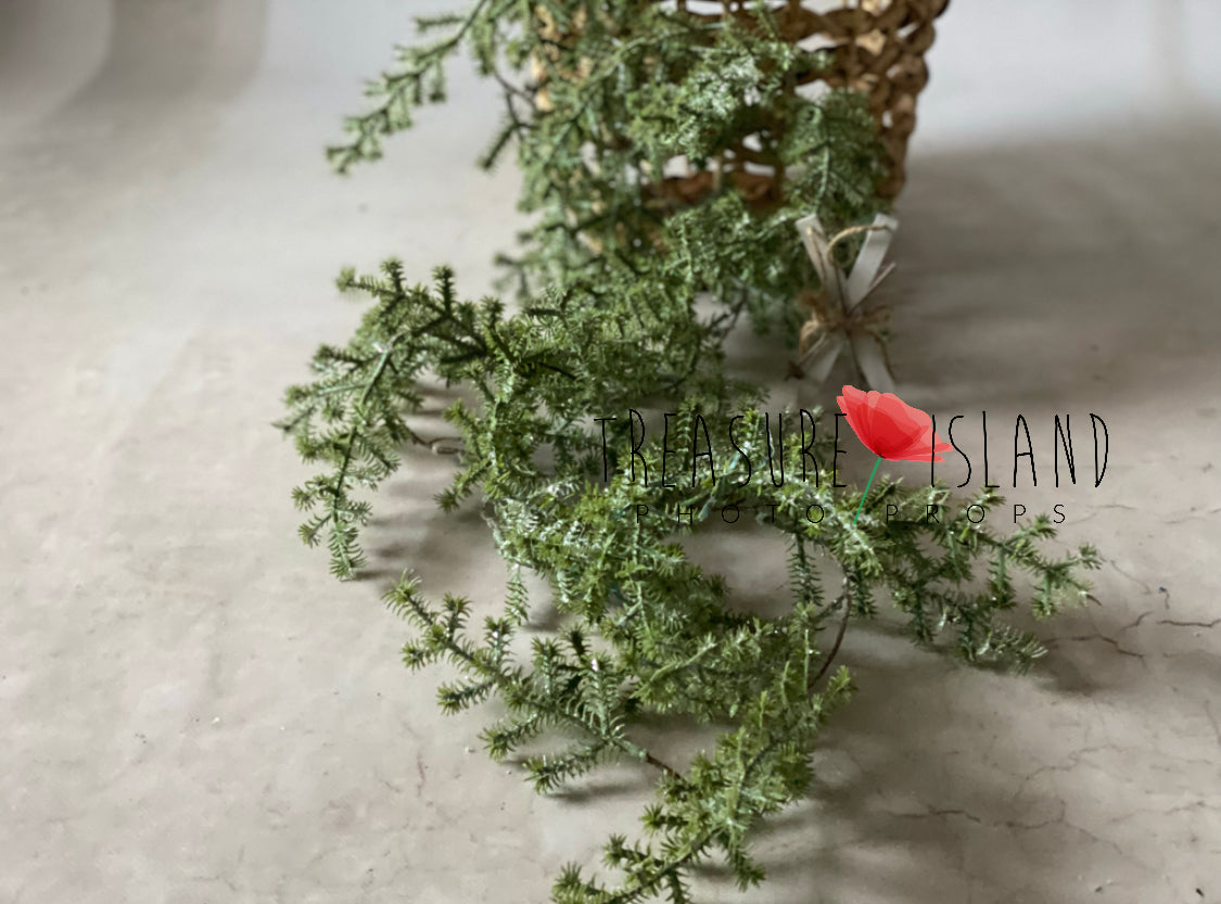 CHRISTMAS GARLAND with shine RTS