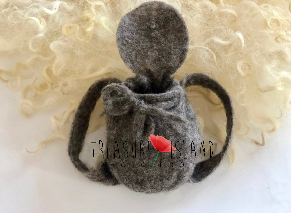 NB Felted BACKPACK ✨AUTUMN PROPS _ backpack for nuts _ perfect to squirrel set