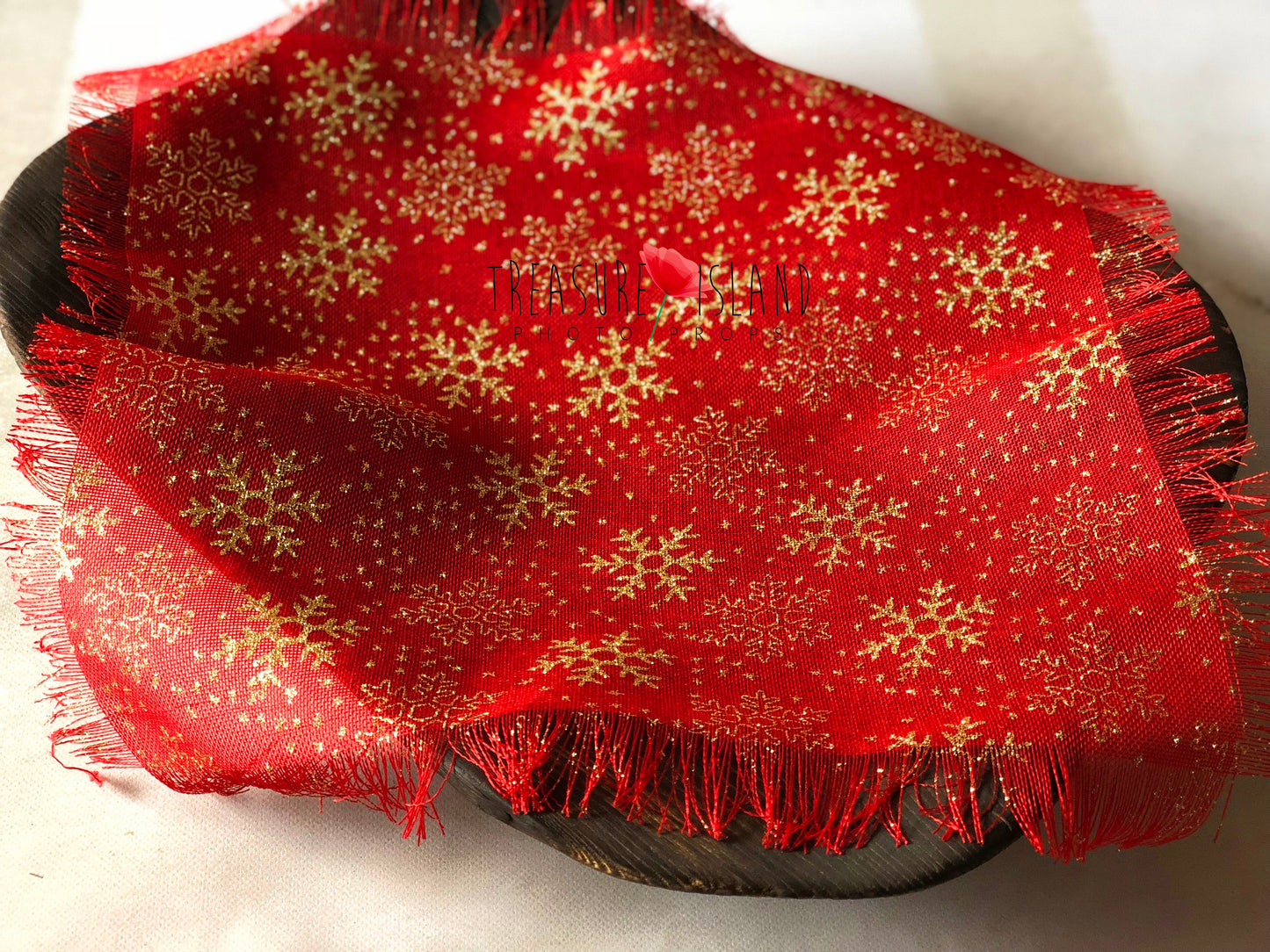 RTS CHRISTMAS BURLAP LAYER Christmas red with gold shine Gold Snowflakes