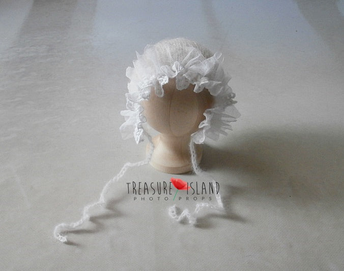 EXCLUSIVE BONNET " AMELIA "